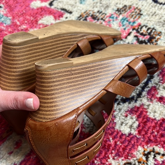 Restricted Wedge Sandals, Womens Size 7.5, tan Brown - Picture 9 of 10